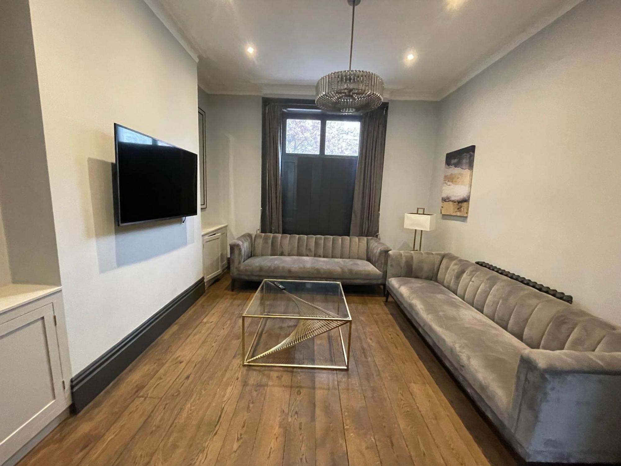 Luxurious & 3bd House - Chelsea Apartment *