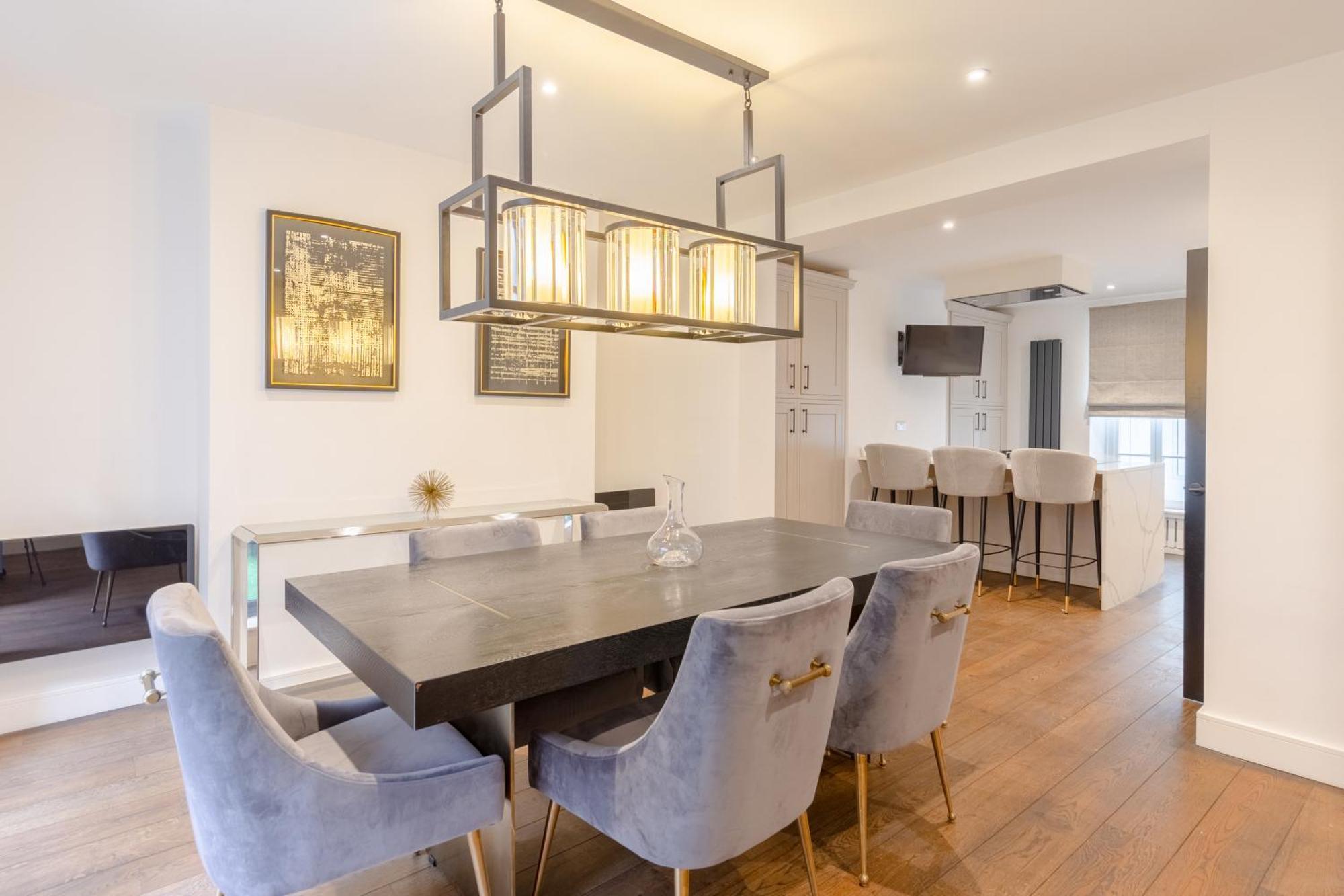 Luxurious & 3bd House - Chelsea Apartment *